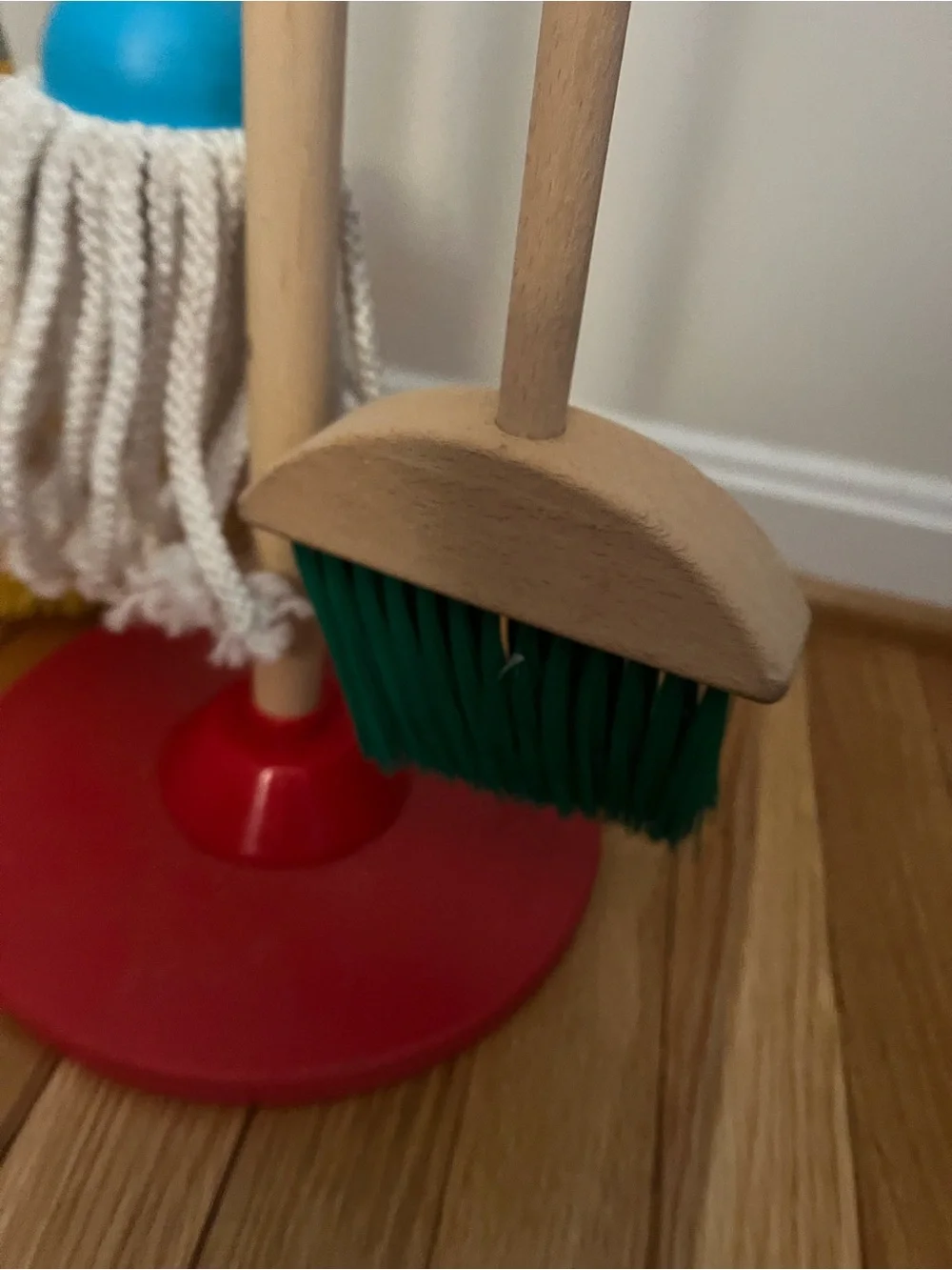 Melissa & Doug kitchen play set with broom